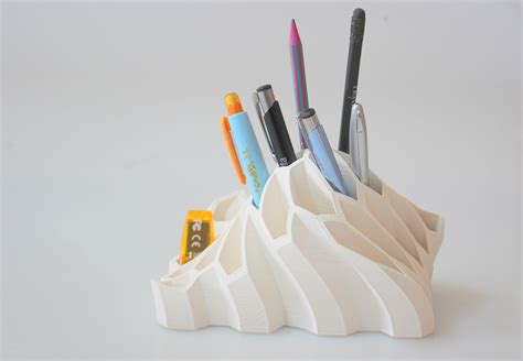 3D printable pen holder design