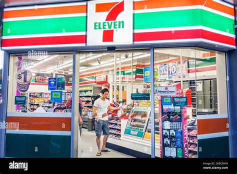 7-Eleven store image