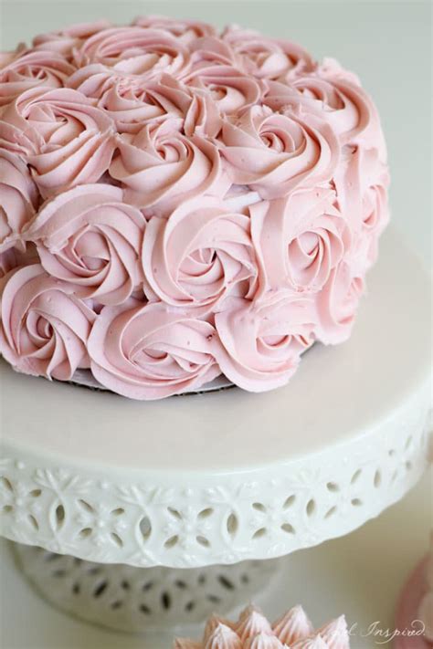 Cake Decorating Techniques with Wilton Tips