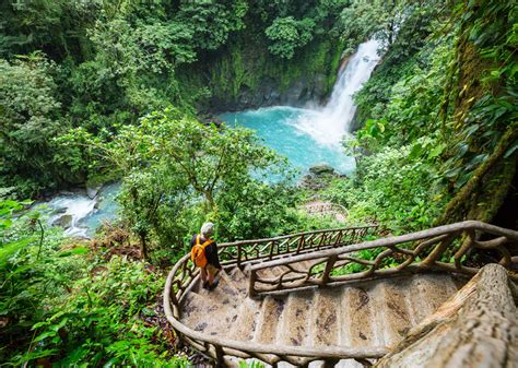 Description of Costa Rica National Parks