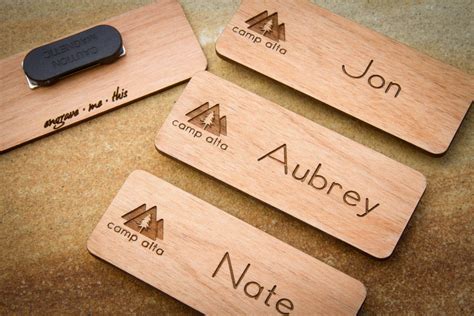 Description of Customized Name Tags