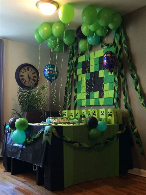 DIY Minecraft Decorations