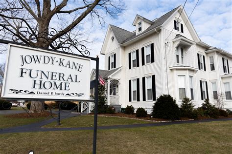 Danbury Funeral Homes