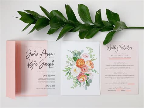 Designing Your Own Wedding Invitations