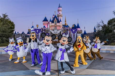 Disneyland characters