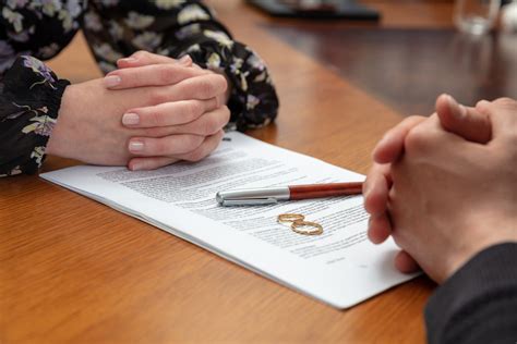 Description of Divorce Attorney