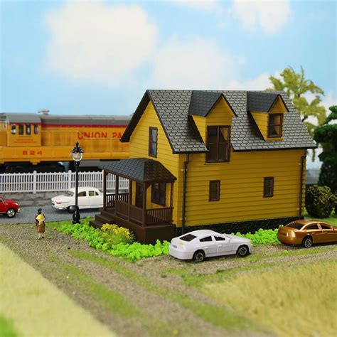 Description of HO Scale Residential Models