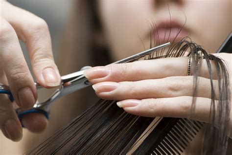 Description of Hair Cutting Techniques