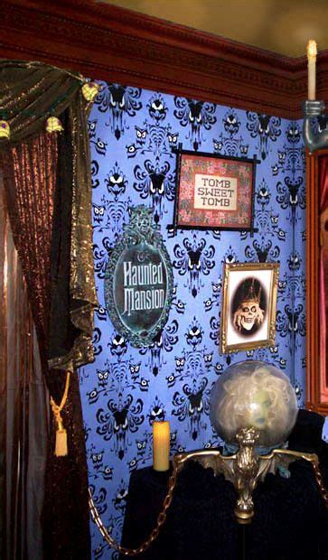 Haunted Mansion Decor Image