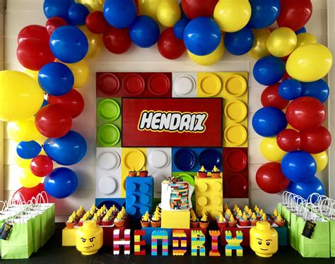 LEGO Themed Party Decor