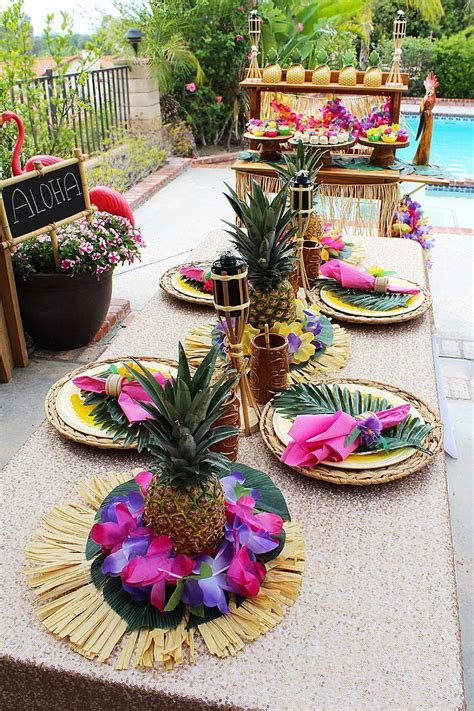 Luau Decorations and Supplies