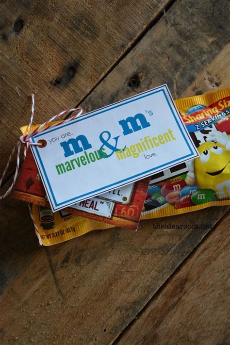 M&M Gift Tags