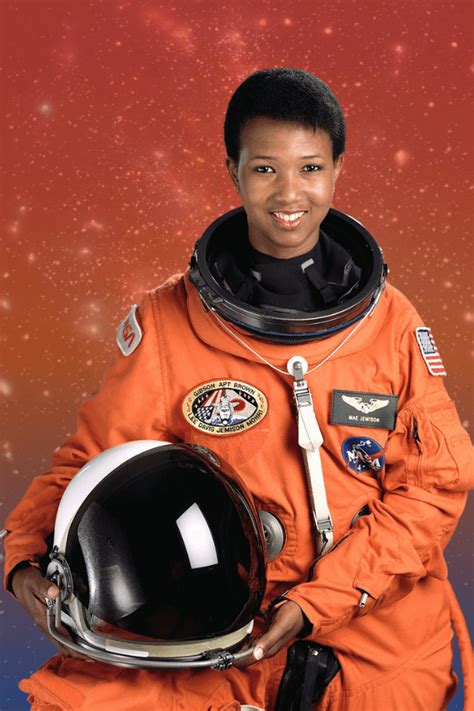 Mae Jemison Image 7