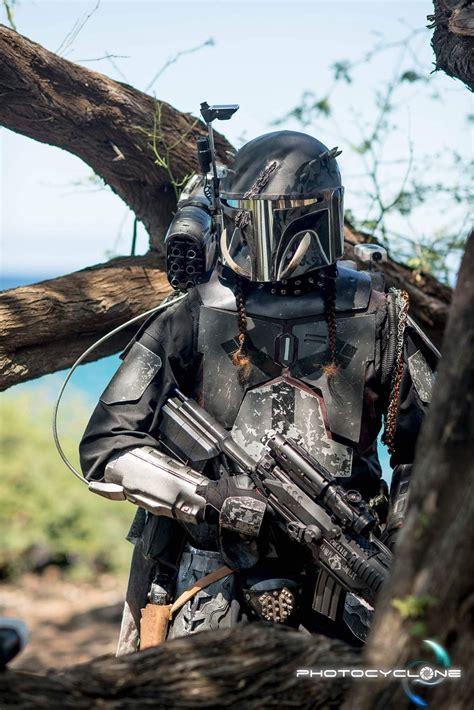 Mandalorian Helmet Cosplay