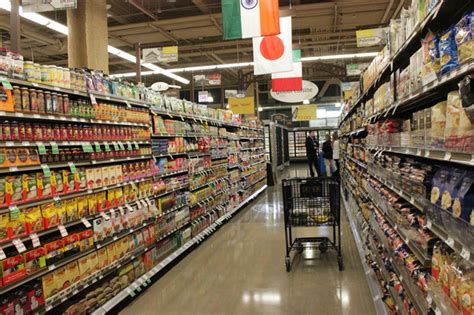 Mariano's Store Interior