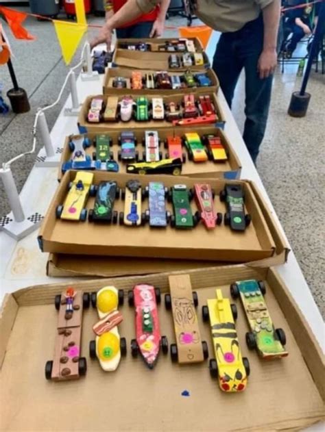 Description of Pinewood Derby History