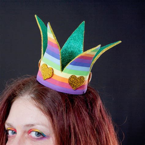 Description of Rainbow Crown Designs