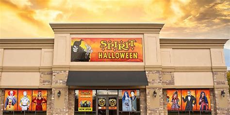 Spirit Halloween Storefront