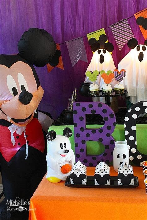 Tips for Decorating with Mickey Halloween Prints