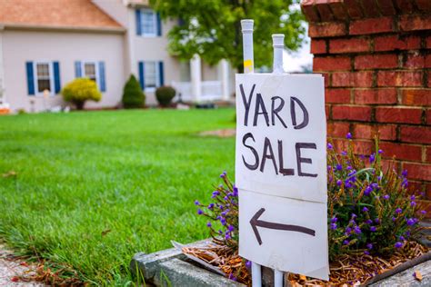 Yard Sale Advertising Tips