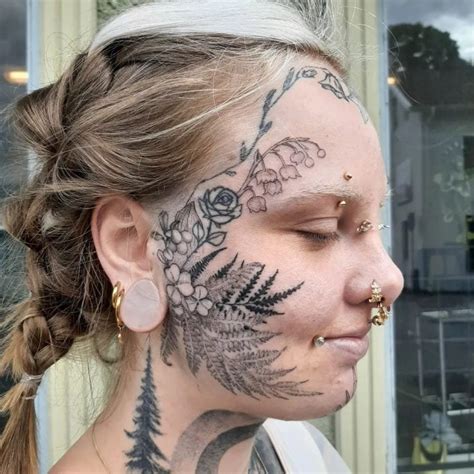 Aftercare for female face tattoos