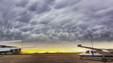 Description of Aviation Weather