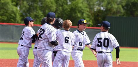 Baseball travel image