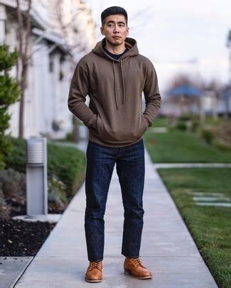 Browns hoodie with jeans