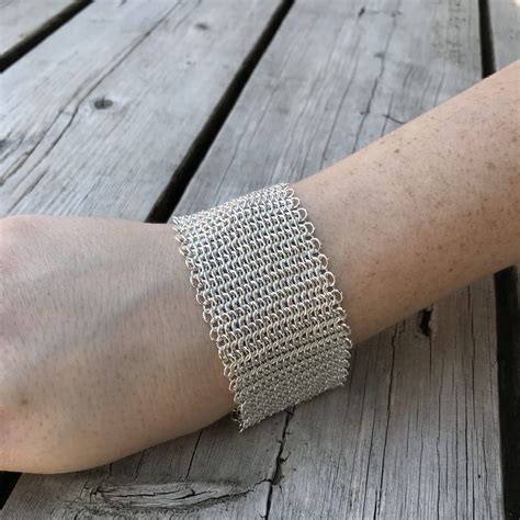 Chain mail bracelet basics