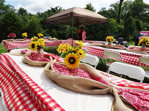 Cookout Decorations