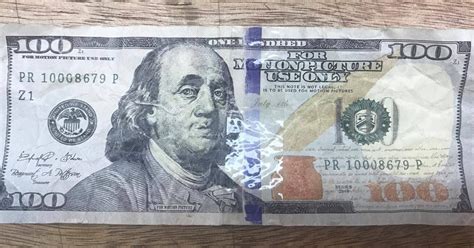 Counterfeit $100 bills