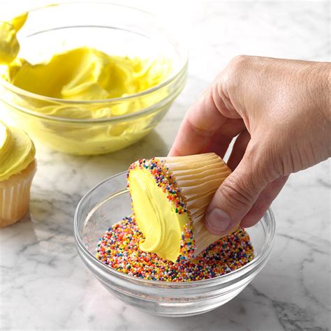 Cupcake decorating basics