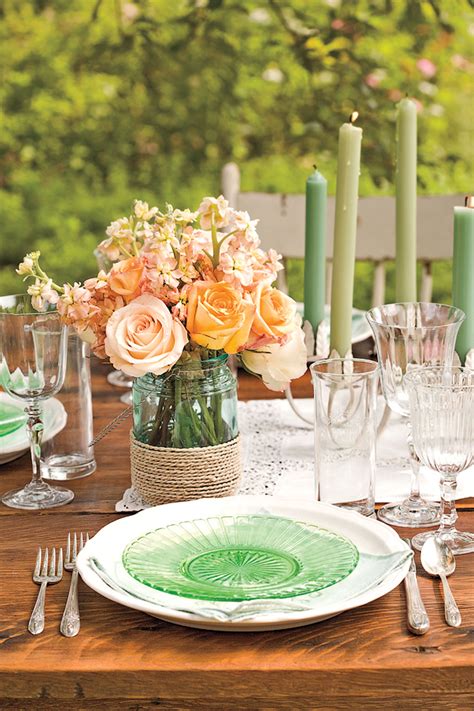 Dinner party table arrangement