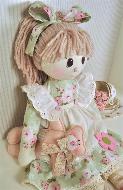 Free doll patterns