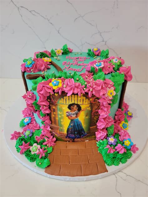 Description of Encanto Themed Cakes