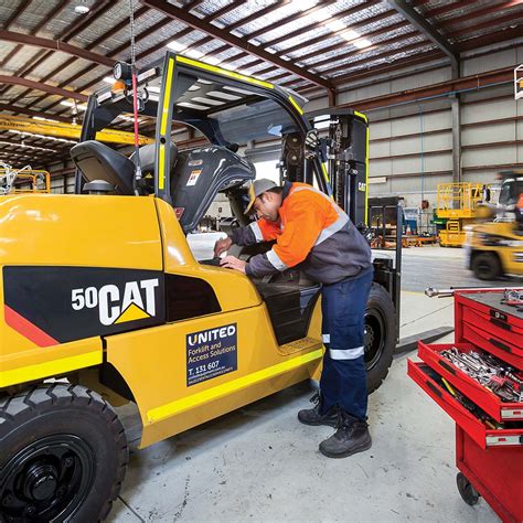 Forklift Maintenance and Repair