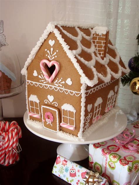 Gingerbread House Decoration