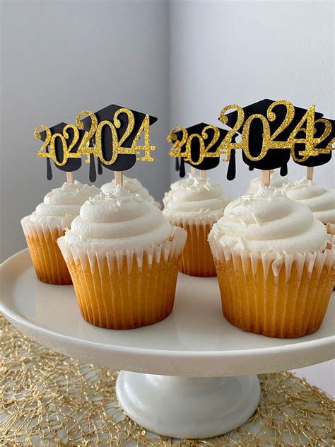 Grad Cupcake Toppers Themes