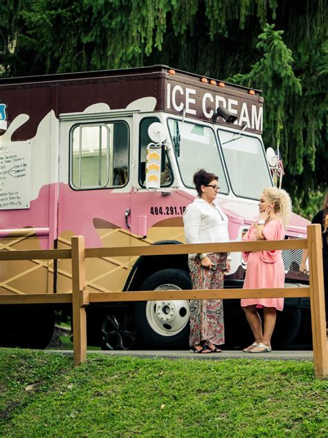 Choosing the Perfect Venue for an Ice Cream Party