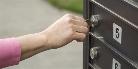 Installing a Mailbox Lock