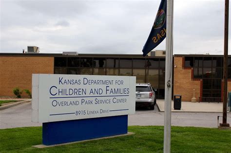 Kansas DCF Office