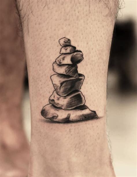 Description of Large Rock Tattoos