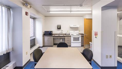 Macalester Mail Room