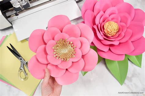 Making Giant Paper Flowers