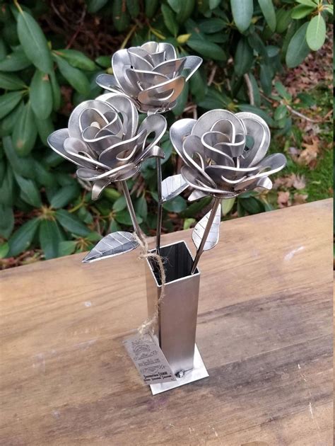 Metal Rose Ideas