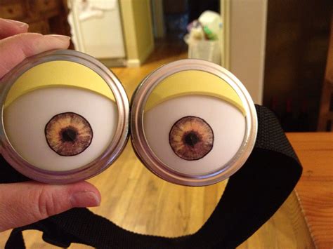 Minion Eyes DIY