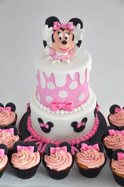 Minnie Mouse Birthday Cake