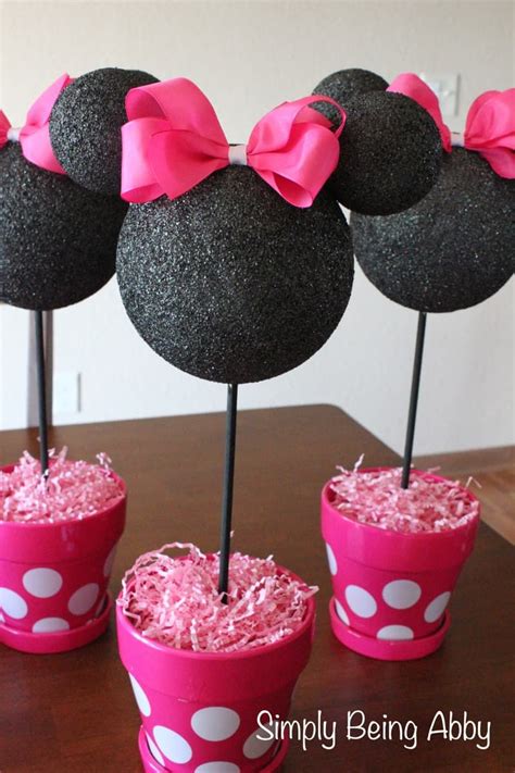 Minnie Mouse DIY Decorations