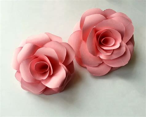 Description of Paper Rose Templates for Paper Crafting