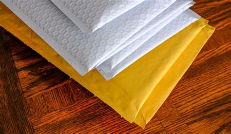 Tips for Using Plasticard Mailers